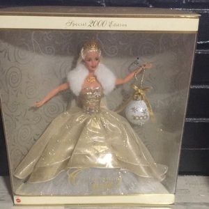 Celebration Barbie Special 2000 Edition holding 2000 ornament NWT